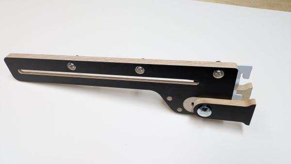 Grundträger für 1-reihige Regalschienen